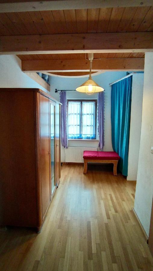 Ferienappartement Rondine Bekond Buitenkant foto